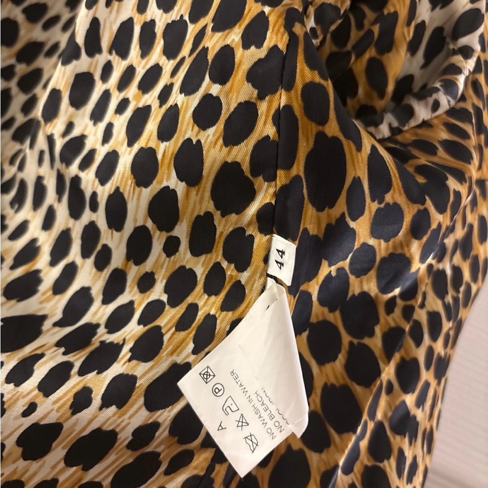 Dolce & Gabbana Black Blazer with Leopard Print Lining - Picture 3 of 9